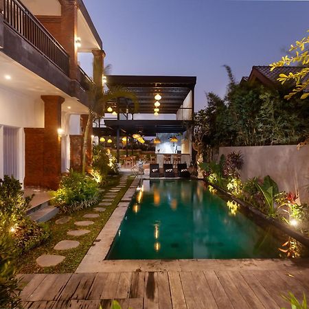 Sujiwa Ubud Hotel & Villa Exterior foto